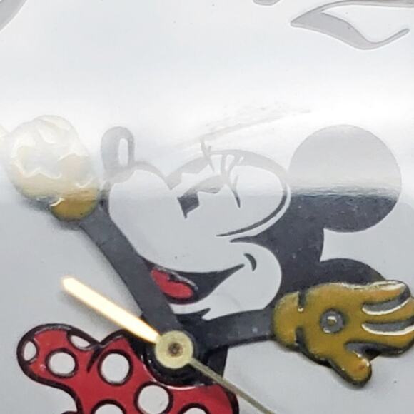 Disney X Lorus Minnie Mouse Vintage Jumbo Quartz Watch main image 10